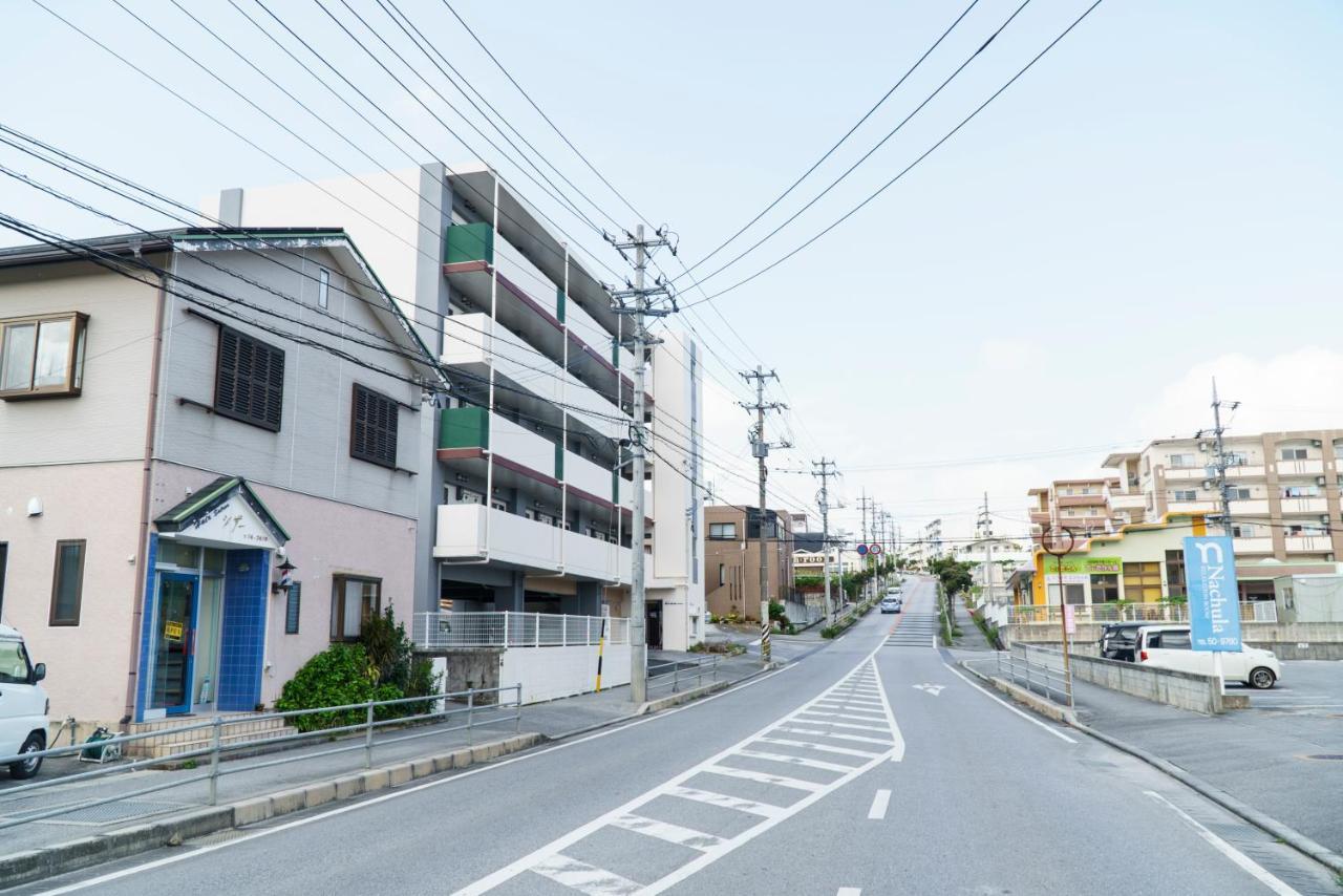 Mr. Kinjo In Matabee Aparthotel Okinawa Exterior foto
